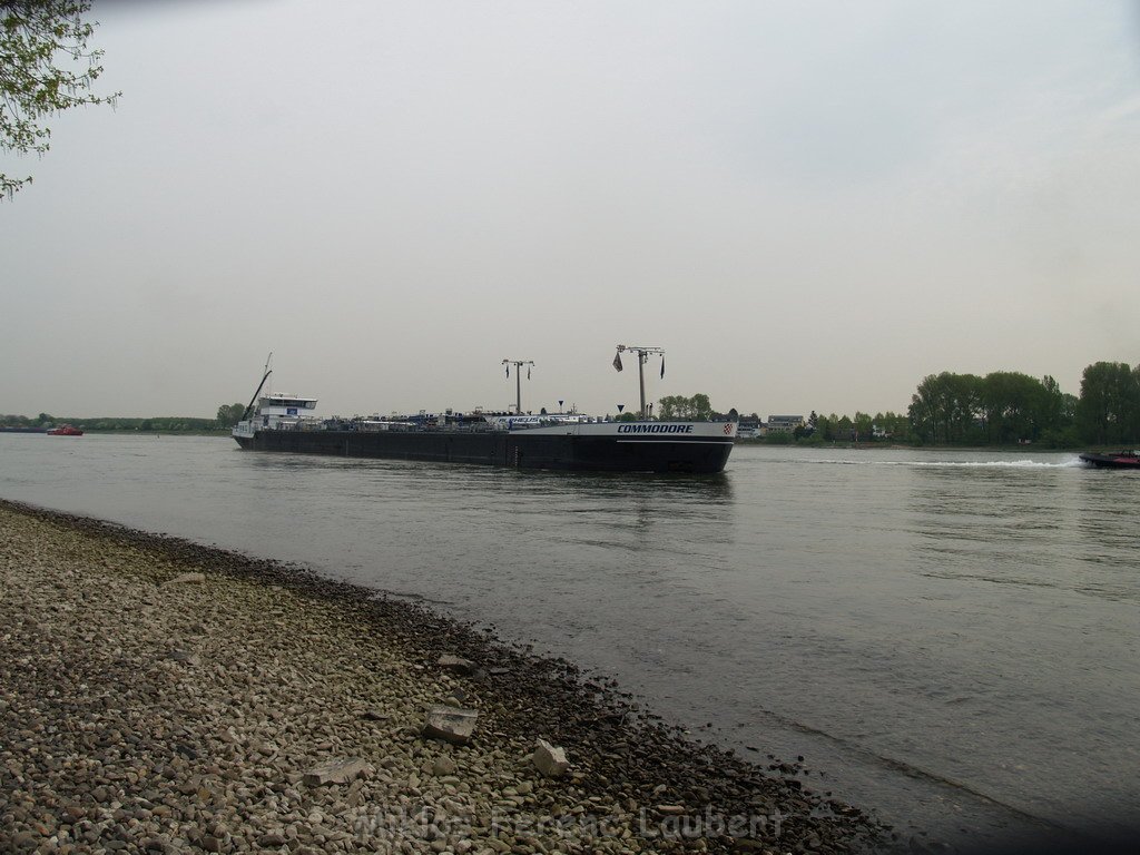 Schiffs Havarie bei Godorf  P110.JPG